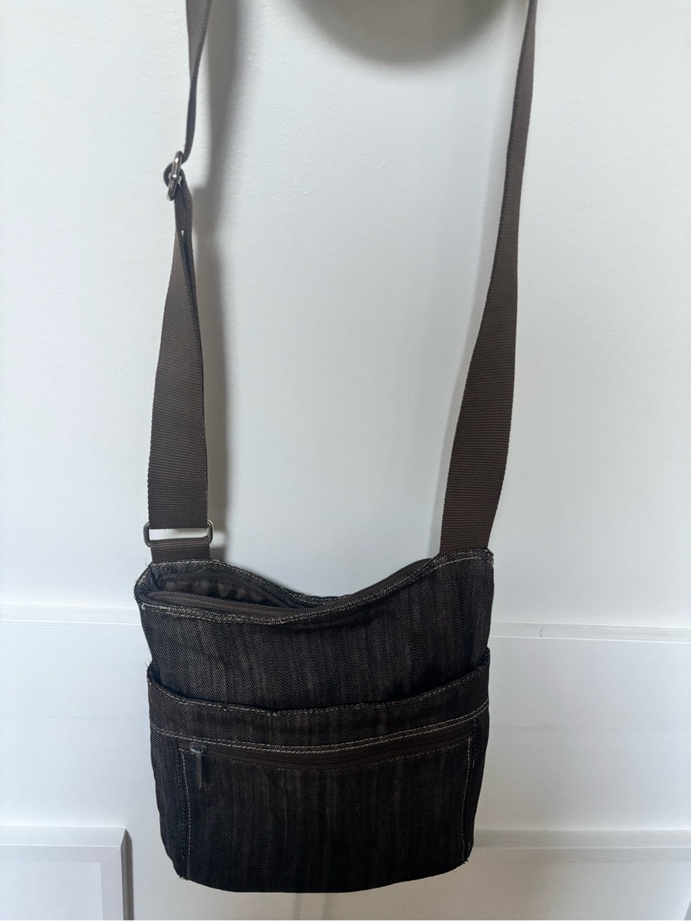 thirty-one Dark Brown Men's Messenger Crossbody Bag